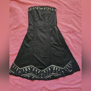 White House Black Market Black Lace-Hem A-Line Women's Dress  LBD Size 8